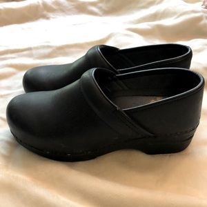Dansko XP Professional Clogs